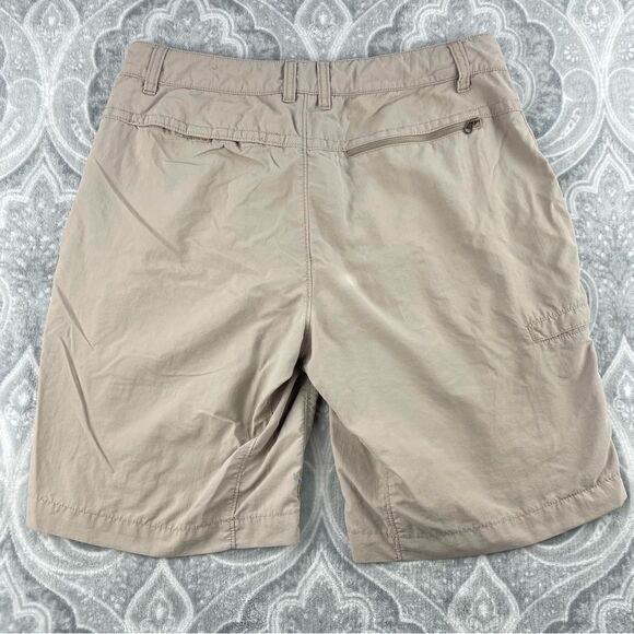 Mens North Face Shorts   - Picture 2 of 5